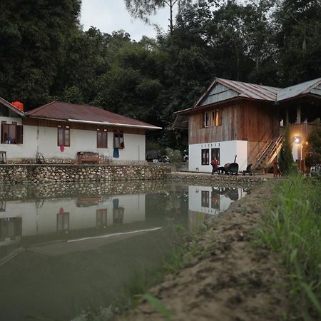 Mama Tia Family Homestay Rantepao Bagian luar foto